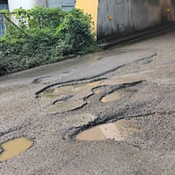Diario Frontera, Frontera Digital,  Regionales, ,Enormes cráteres en la Local 008, "carretera de los túneles, 
ponen en riesgo a los conductores de esta vía