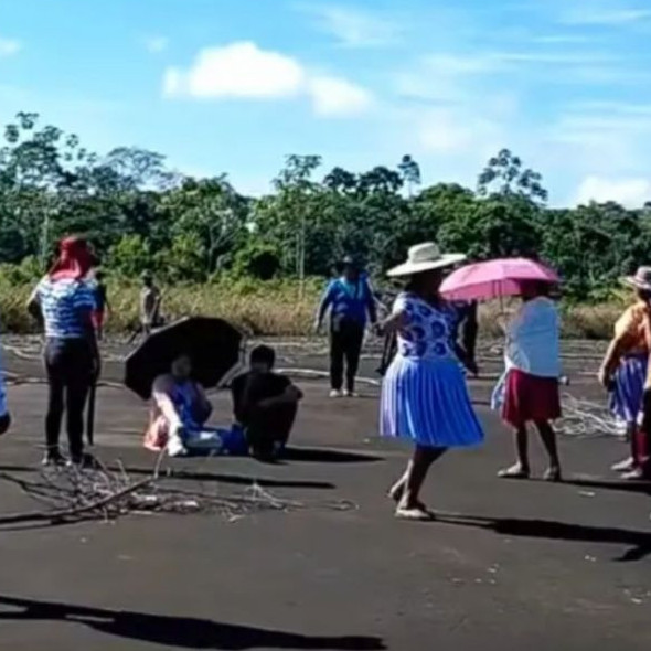 Diario Frontera, Frontera Digital,  Internacionales, ,Tensión en Bolivia: seguidores de Evo Morales toman aeropuerto de Chimoré para evitar su detención