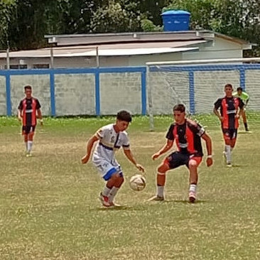 Diario Frontera, Frontera Digital,  Deportes, ,Cenfemaca y Alberto Adriani lideran la Liga Nacional de Fútbol Mérida