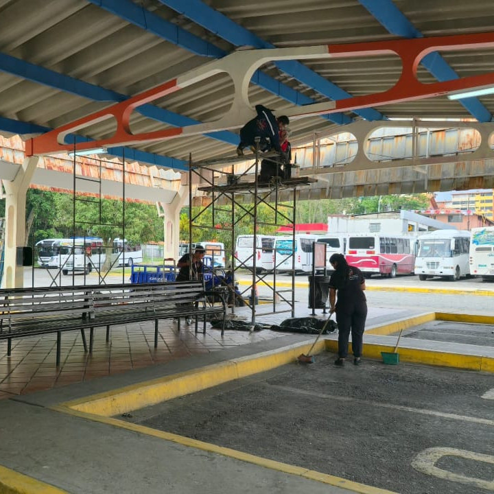 Diario Frontera, Frontera Digital,  Regionales, ,Alcalde Nelson Álvarez rehabilita andenes del Terminal de Pasajeros
