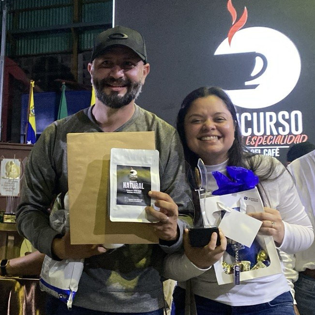 Diario Frontera, Frontera Digital,  Regionales, ,Con histórico triunfo, caficultores de Zea logran el primer y segundo lugar 
en dos categorías del Concurso de Especialidad "Tierra del Café"