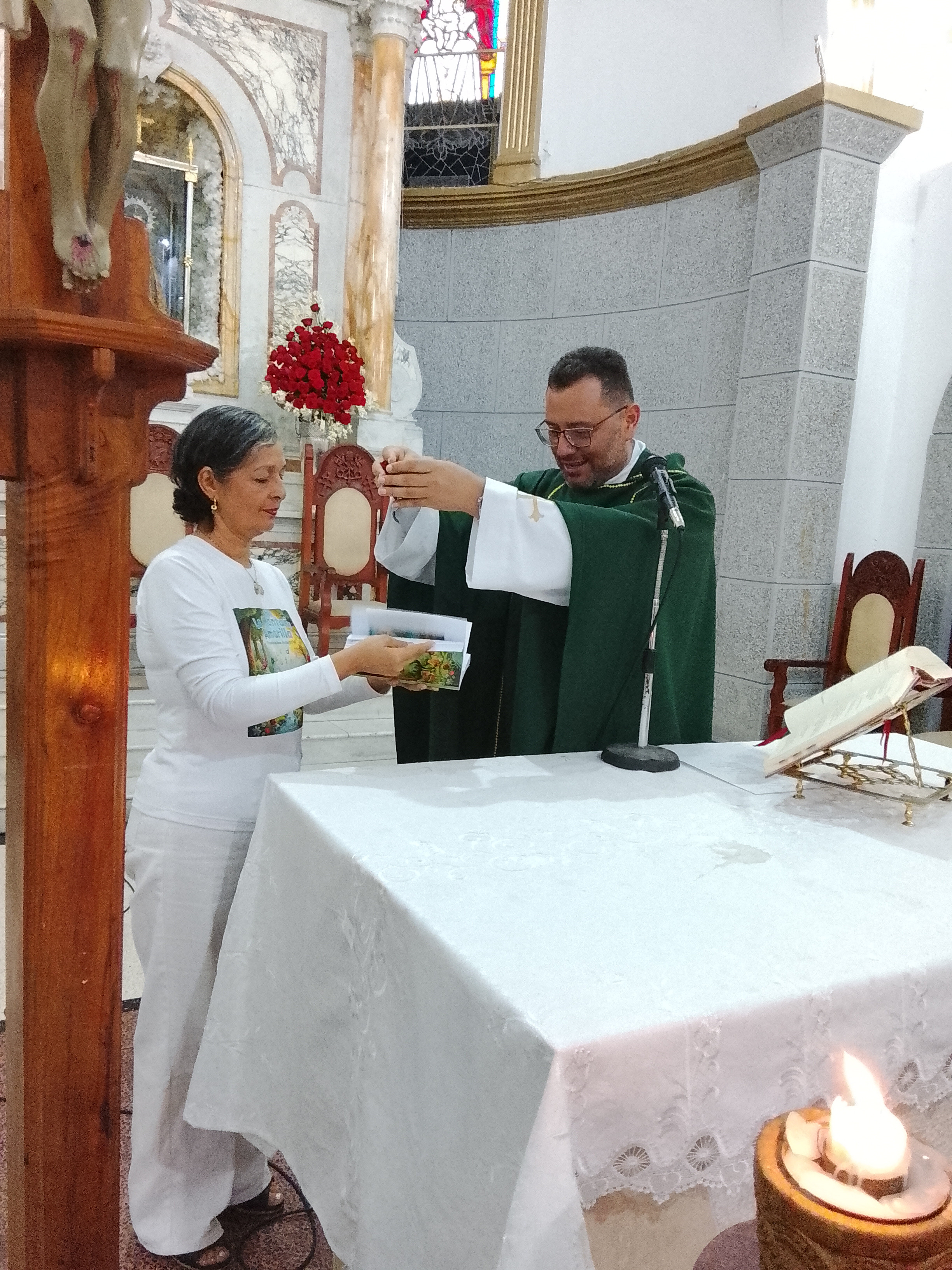 Diario Frontera, Frontera Digital,  Mocoties, ,Bautizan el libro "La montaña amarilla" en el Santuario Nuestra Señora de Regla