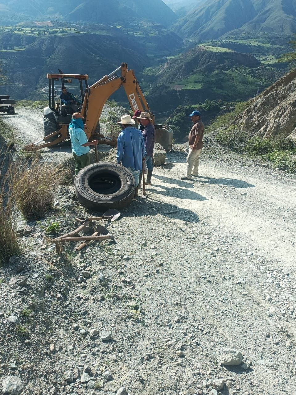 Diario Frontera, Frontera Digital,  Regionales, ,La Alcaldía bolivariana de Arzobispo Chacón reafirma su compromiso con el desarrollo vial y el bienestar de las comunidades,La Alcaldía de Arzobispo Chacón ejecuta trabajos de recuperación vial