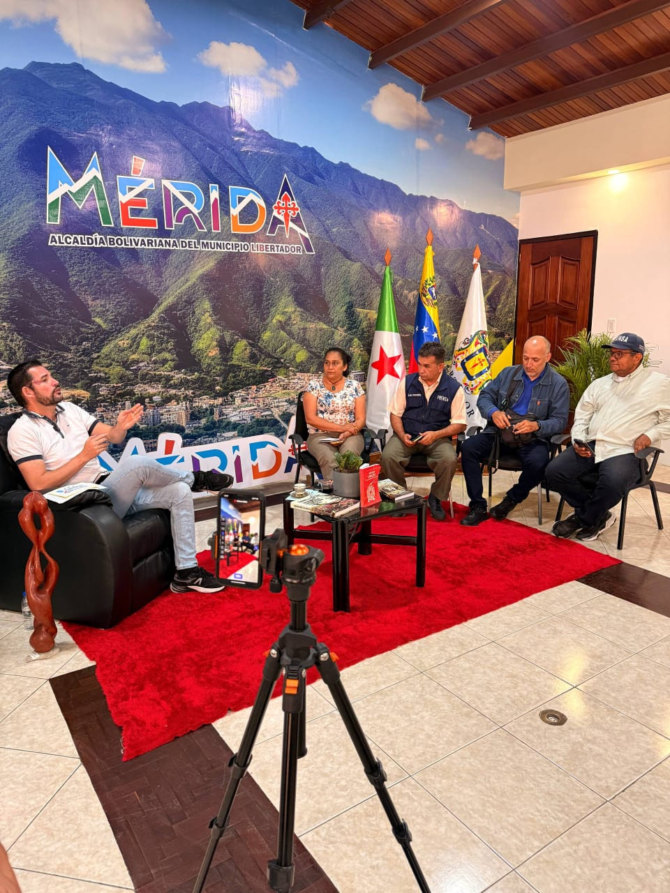 Diario Frontera, Frontera Digital,  Regionales, ,Nelson Álvarez señaló que esta estrategia busca aproximar la gestión de calle a la gente de forma planificada y coherente, directamente de la voz de sus protagonistas,Alcalde Nelson Álvarez lanza el programa comunicacional "Mérida más Humana"