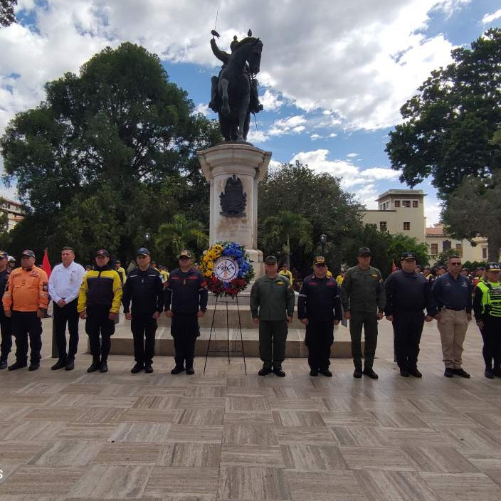 Diario Frontera, Frontera Digital,  Regionales, ,Cuerpo de Bomberos de Mérida conmemoró
 su Día Nacional con misa y ofrenda floral