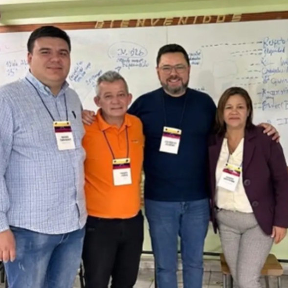 Diario Frontera, Frontera Digital,  Politica, ,Alianza del Lápiz Mérida respalda iniciativa de Antonio Ecarri: 
“Hacia una economía con dignidad y libertad institucional”