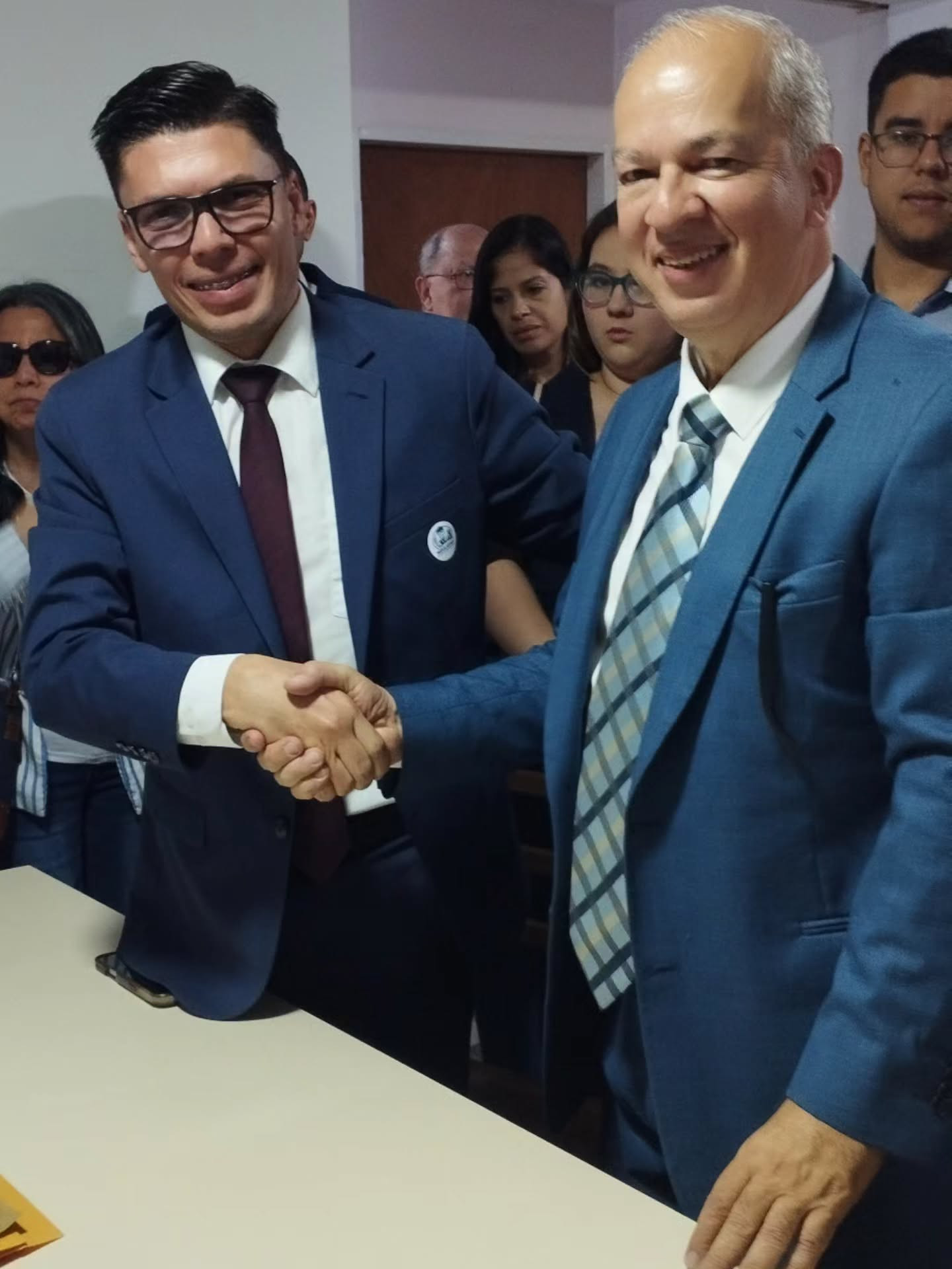 Diario Frontera, Frontera Digital,  Regionales, ,Luego de su inscripción como candidato, Moreno presentó formalmente la candidatura del equipo rectoral de la plataforma Impulsores de la Transformación Universitaria (ITU), liderada por los doctores Virgilio Castillo Blanco, Ángel Andara, Víctor Molina y Gustavo Alcántara,Gerardo Moreno da pasos llenos de vocación, 
liderazgo y transformación universitaria