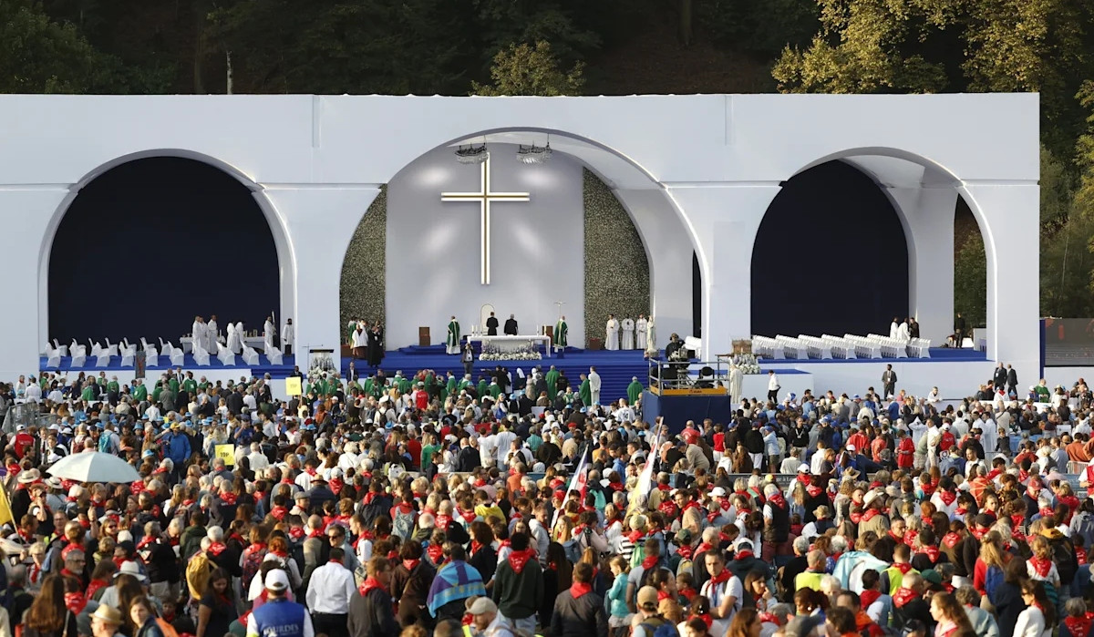 Diario Frontera, Frontera Digital,  Internacionales, ,Más de 150 mil fieles asisten a la misa del papa León XIV en el santuario mariano de Lourdes