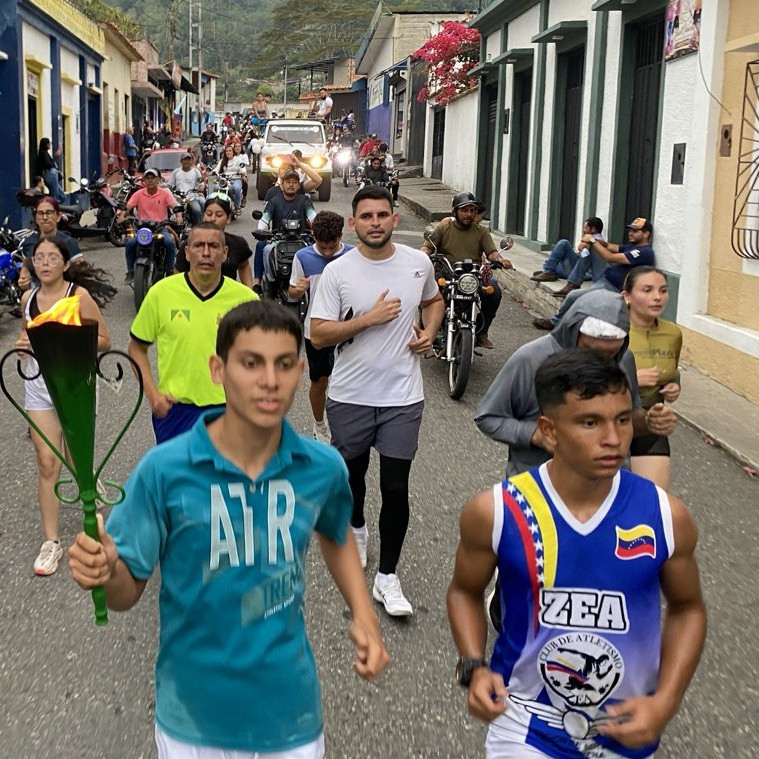 Diario Frontera, Frontera Digital,  Regionales, ,Fervor y devoción desbordaron las calles de Zea en la tradicional caravana 
en honor a la Virgen de las Mercedes
