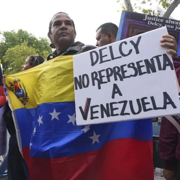 Diario Frontera, Frontera Digital,  Internacionales, ,Venezolanos protestaron en Nueva York y Caracas contra la participación de Delcy Rodríguez en la Asamblea General de la ONU